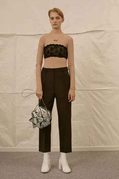 Look 19